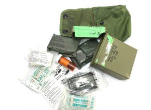 1st Aid Kit Box 2pc No.8