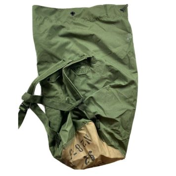u s military duffle used good condition bag16 1