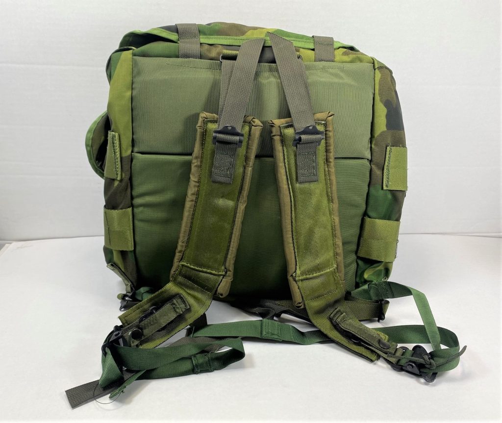 Unicor Alice Comms Equipment Pack, Woodland - Omahas Army Navy Surplus